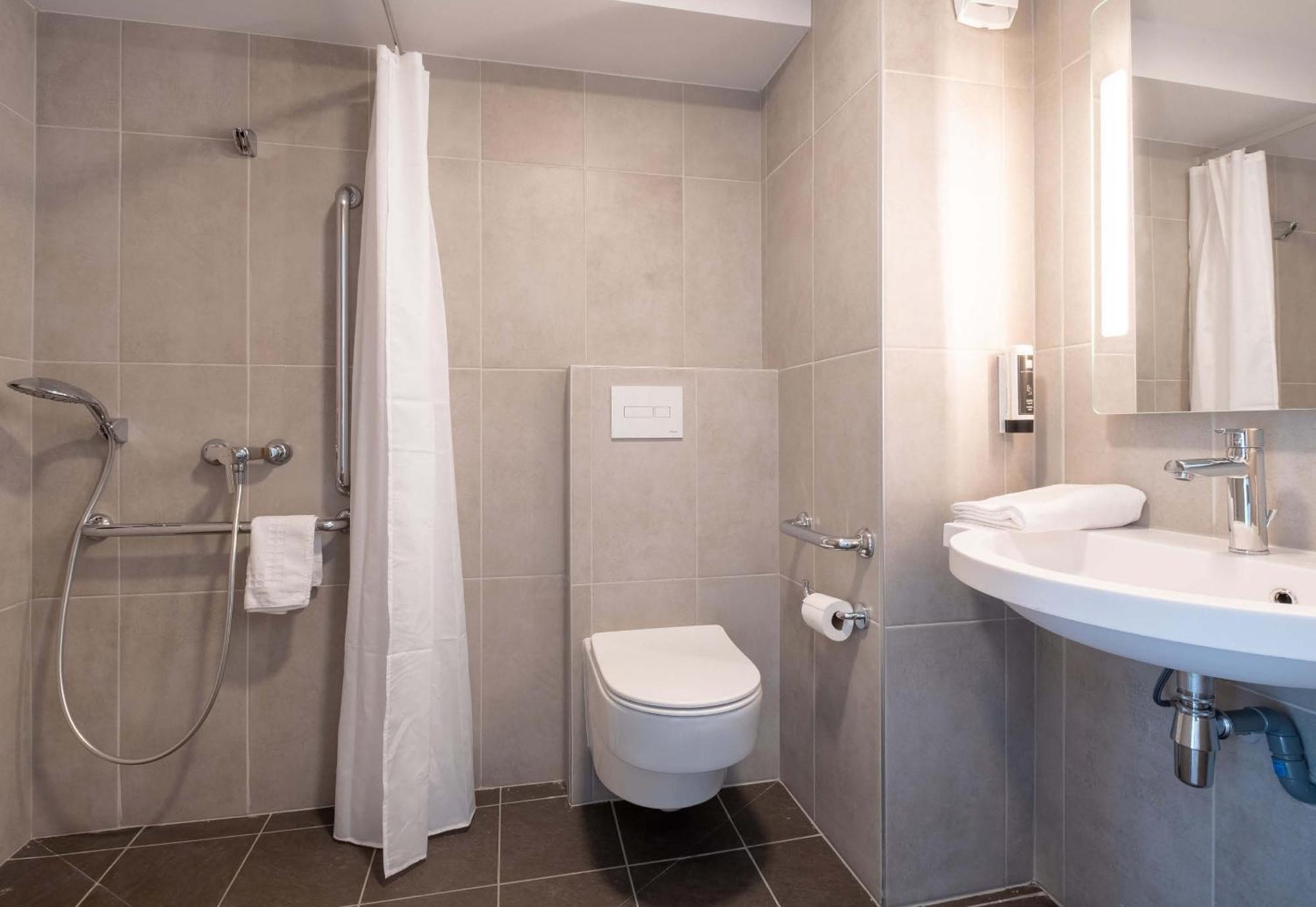 B&B Hotel Cluses Sud المظهر الخارجي الصورة